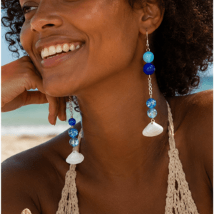 Boucles d'oreilles pendante perles bleu et coquillage