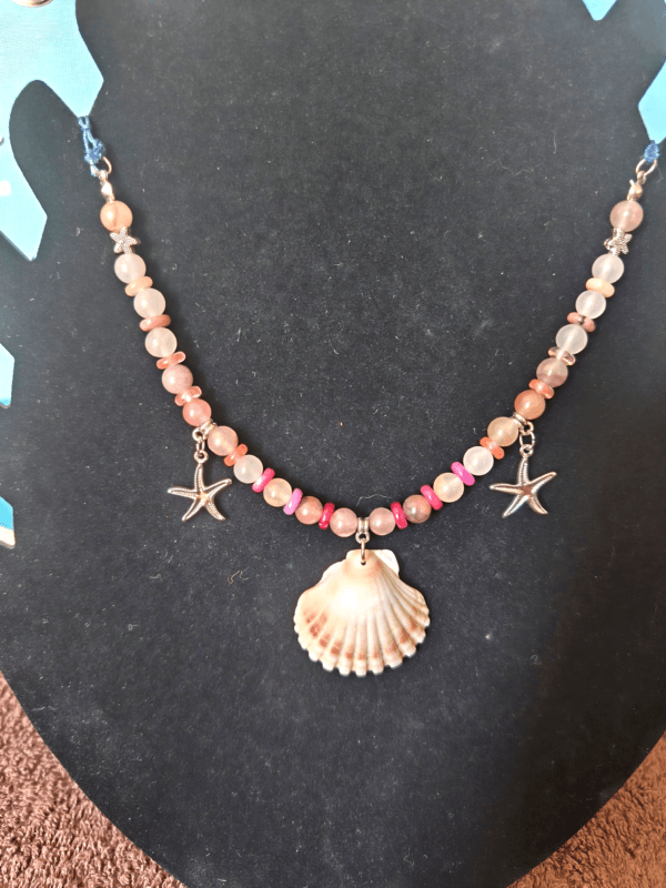 collier quartz lavande Collier quartz lavande et étoile de mer